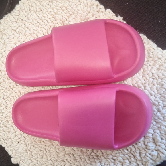 SOLD - Picture 3 of 4